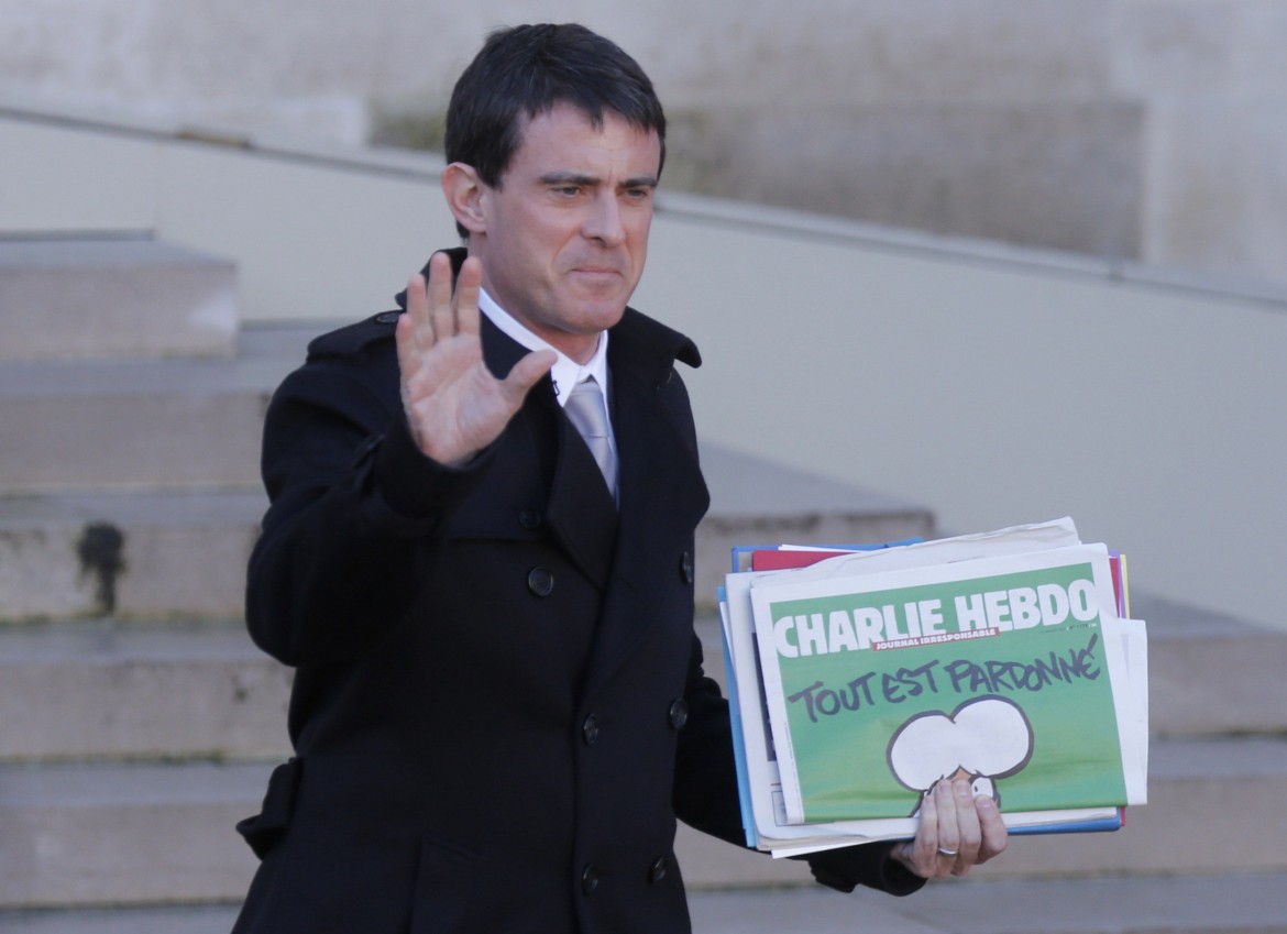 Il premier francese Manuel Valls nei giorni successivi all'attentato a Charlie Hebdo