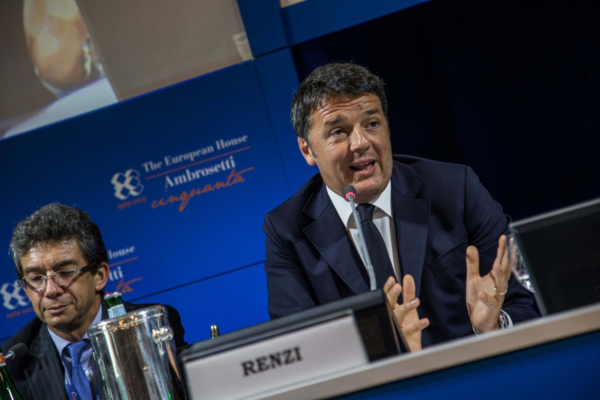 06pol1 renzi cernobbio lapresse