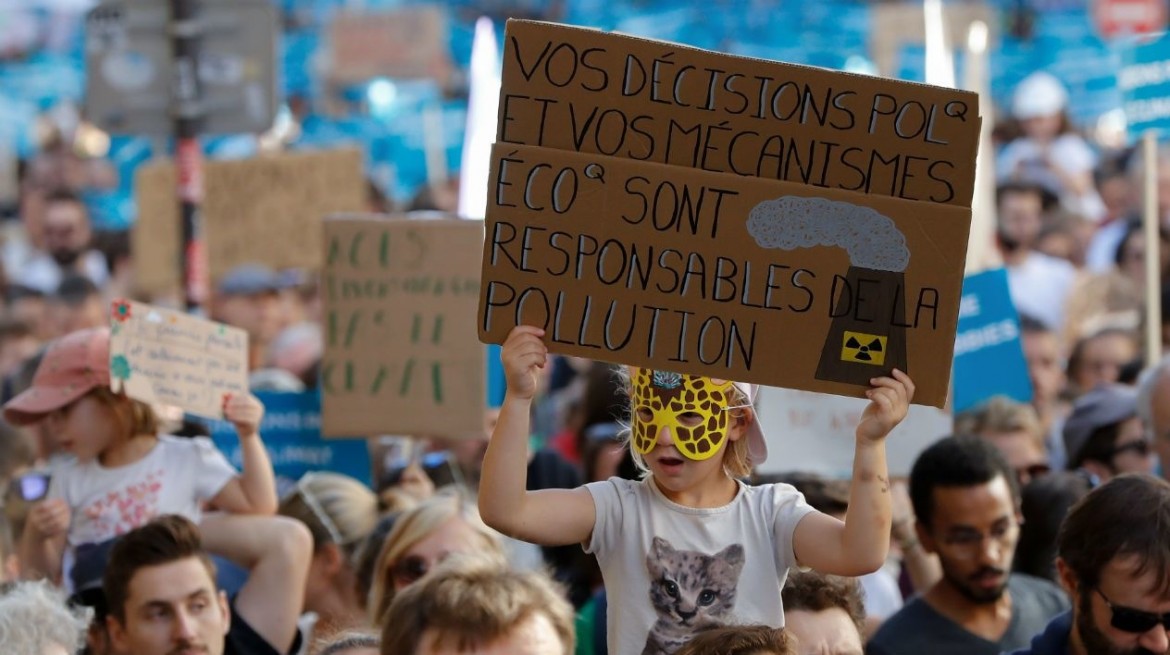 Manifestazione per il clima a Parigi