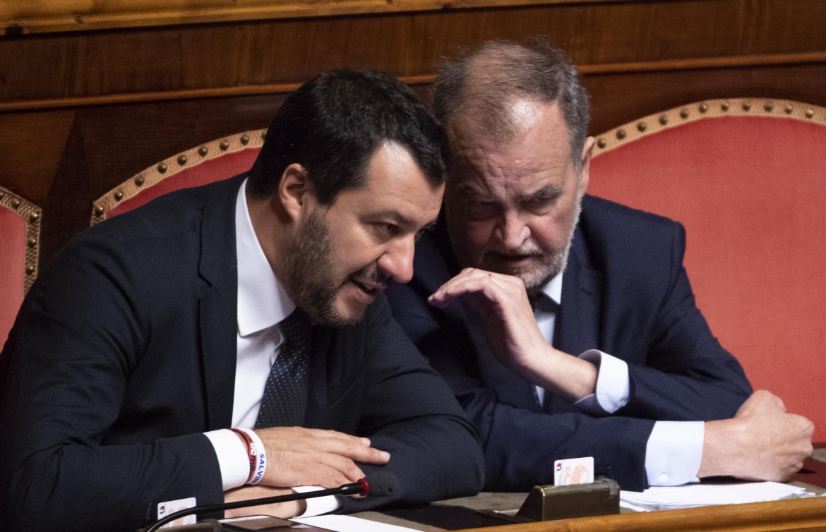 Referendum, la Lega si muove. Tardi Referendum, la Lega si muove. Tardi