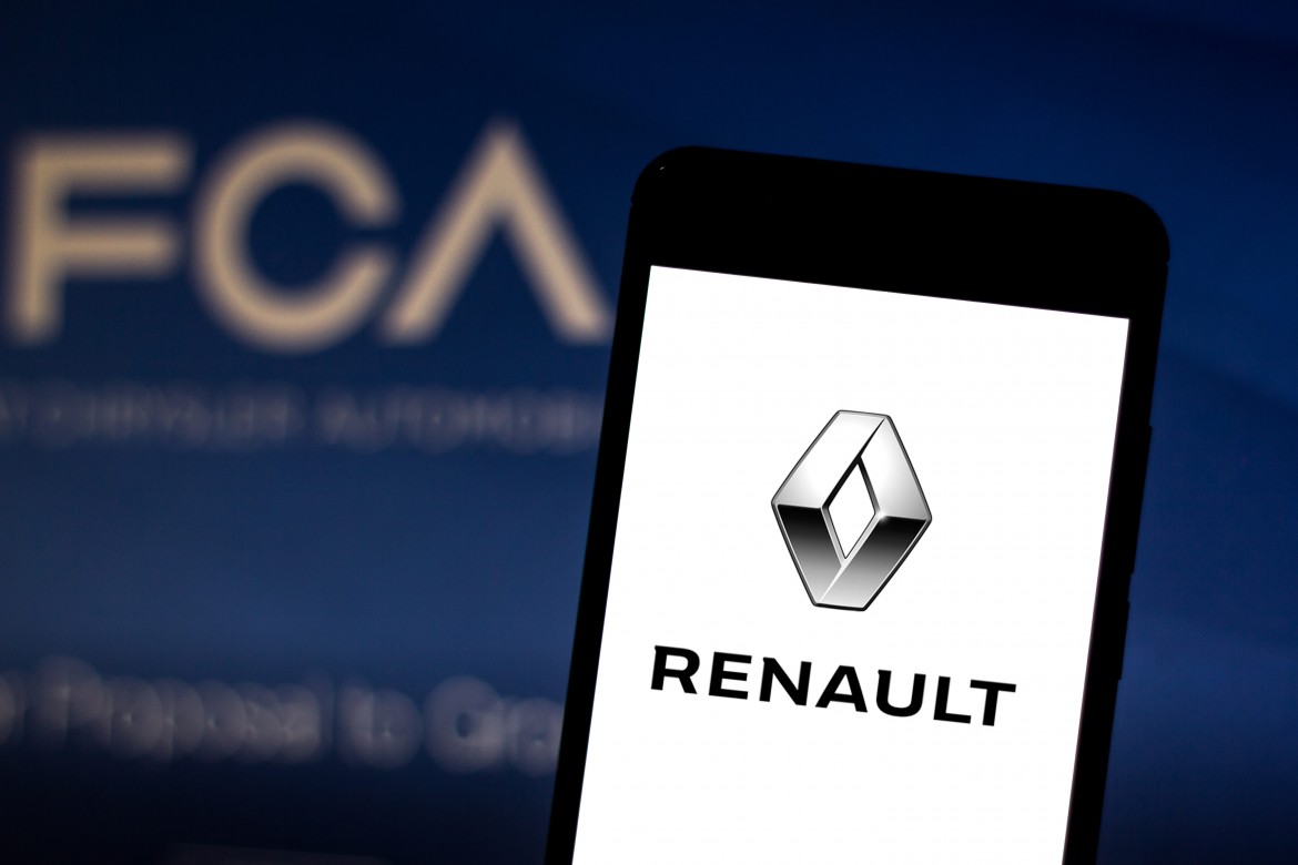 I loghi di Renault e Fca