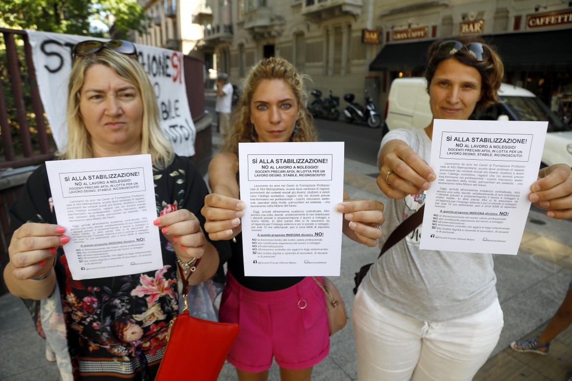 Scuola Al Via Ma Mancano Ancora Gli Insegnanti Il Manifesto