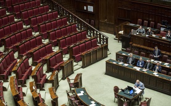 Cambiare la Costituzione senza spiegare il perch