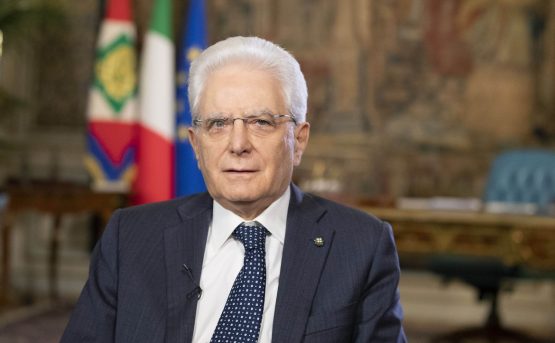 Mattarella abbraccia Stazzema e guarda al presente 8220Non ignorare intolleranza odio razziale fanatismo8221