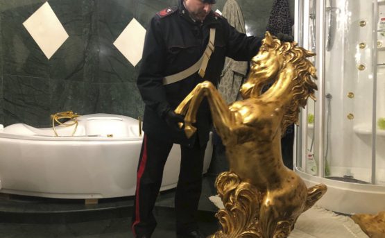 Ai Casamonica laggravante mafiosa