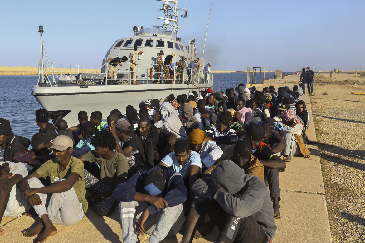 Ue, Respingimenti Per Procura: Migranti Consegnati Alla Libia | Il ...