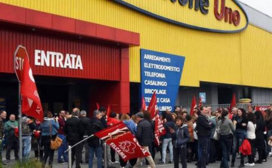 Finisce senza gloria Mercatone Uno lascia 1333 addetti in Cigs