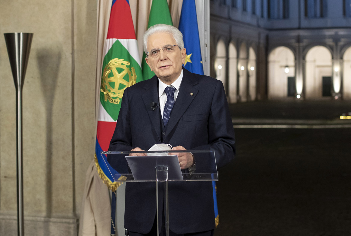 Palazzo del Quirinale, 31 dicembre 2020, il presidente della Repubblica Sergio Mattarella si rivolge agli italiani