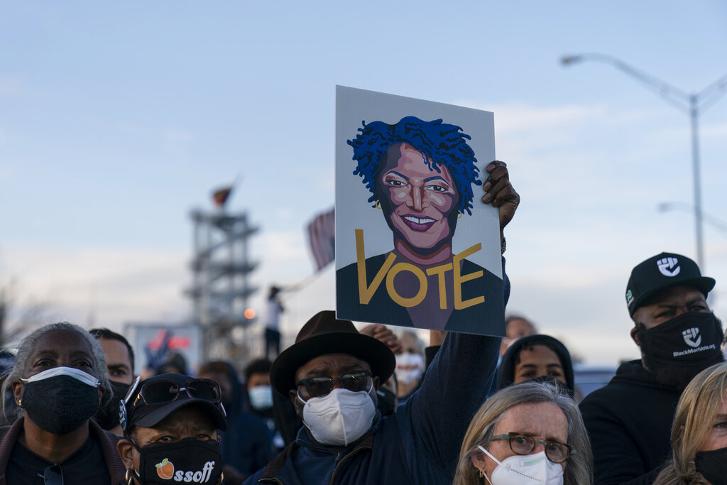 L'immagine di Stacey Abrams, politica democratica che ha portato a Biden i voti necessari a vincere nello Stato