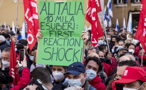 Emergenza trasporto aereo 50 mila posti di lavoro a rischio