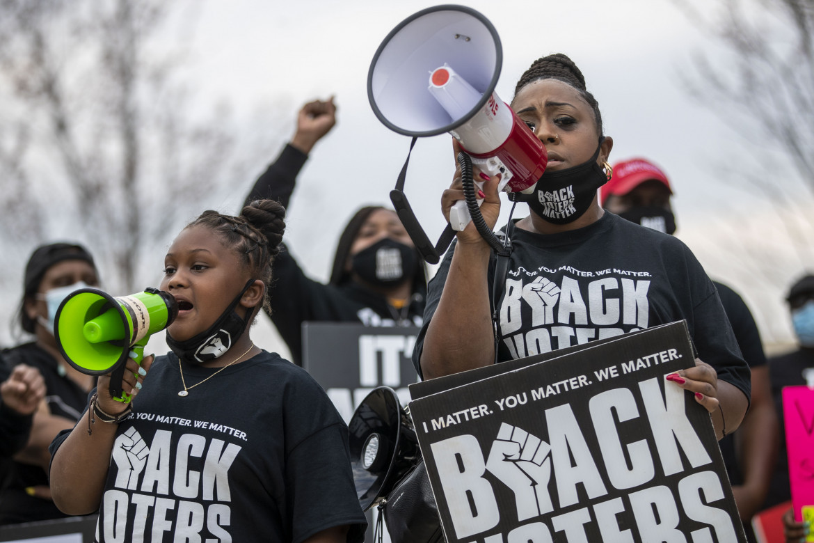 Atlanta, protesta contro le leggi SB 241 and HB 531 che alterano le regole del processo elettorale in Georgia