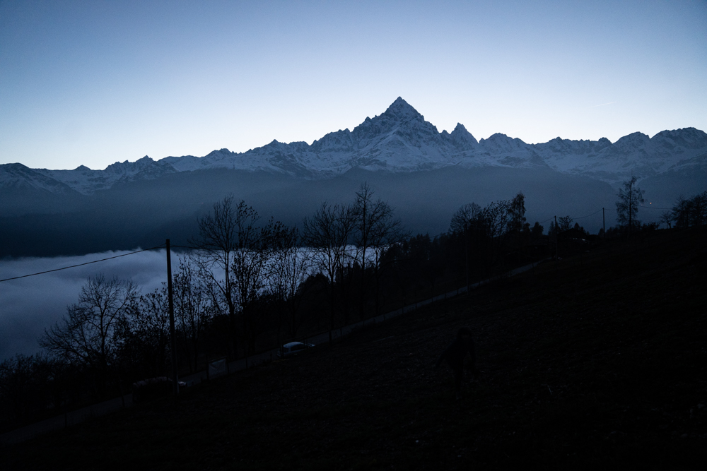 Andrea Membretti, scarpinando con Marx e i nuovi abitanti che scelgono l’alta quota Andrea Membretti, scarpinando con Marx e i nuovi abitanti che scelgono l’alta quota