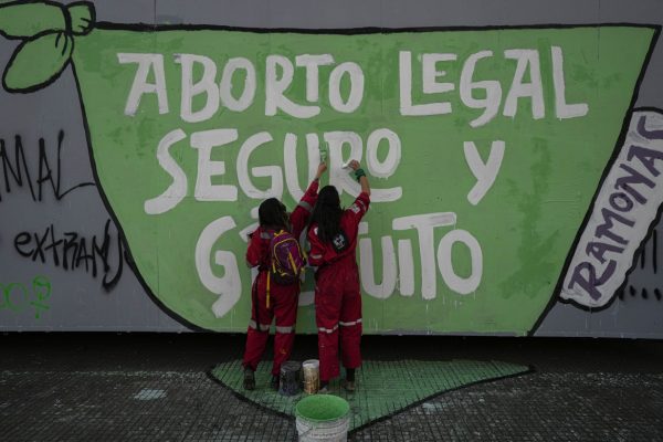 02est1-f02-cile-aborto-ap-477 02est1-f02-cile-aborto-ap-477