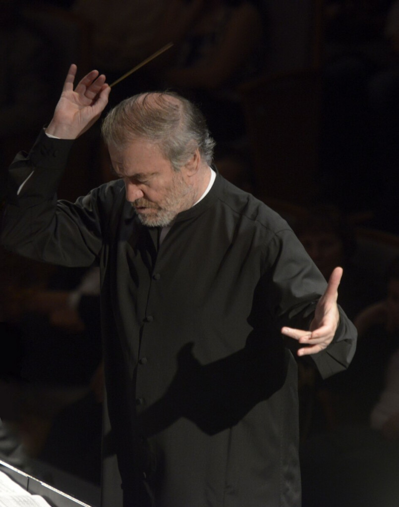 Gergiev a Caserta. La tragedia e la farsa della politica Gergiev a Caserta. La tragedia e la farsa della politica