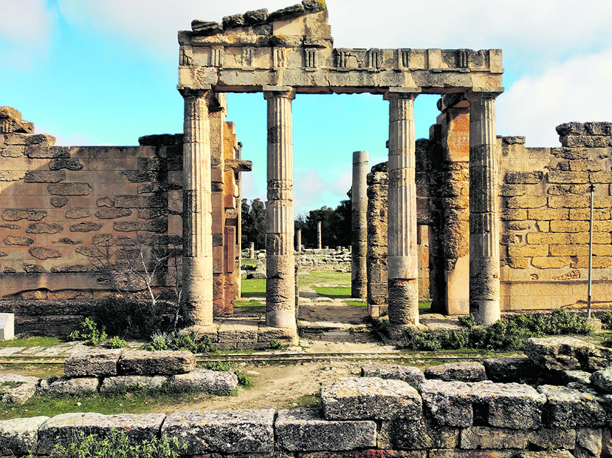 Dal santuario di Apollo di Cirene, cronaca di uno scavo difficile Dal santuario di Apollo di Cirene, cronaca di uno scavo difficile