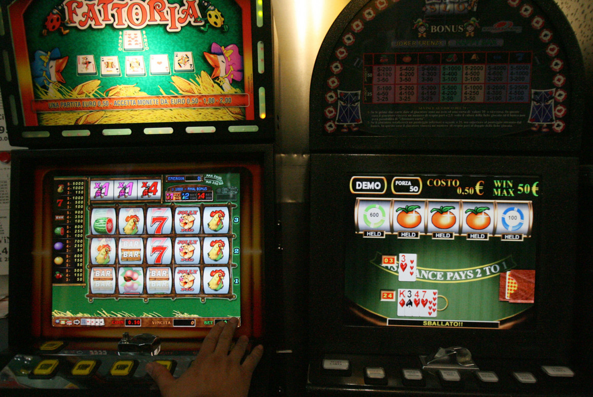 La regione Calabria a tutta slot machine La regione Calabria a tutta slot machine
