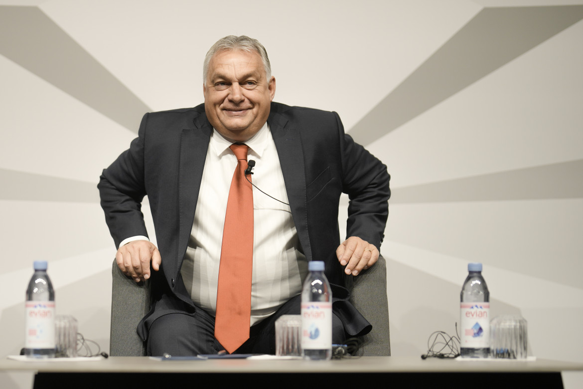 18 miliardi di aiuti a Kiev bloccati dal veto di Orbán 18 miliardi di aiuti a Kiev bloccati dal veto di Orbán