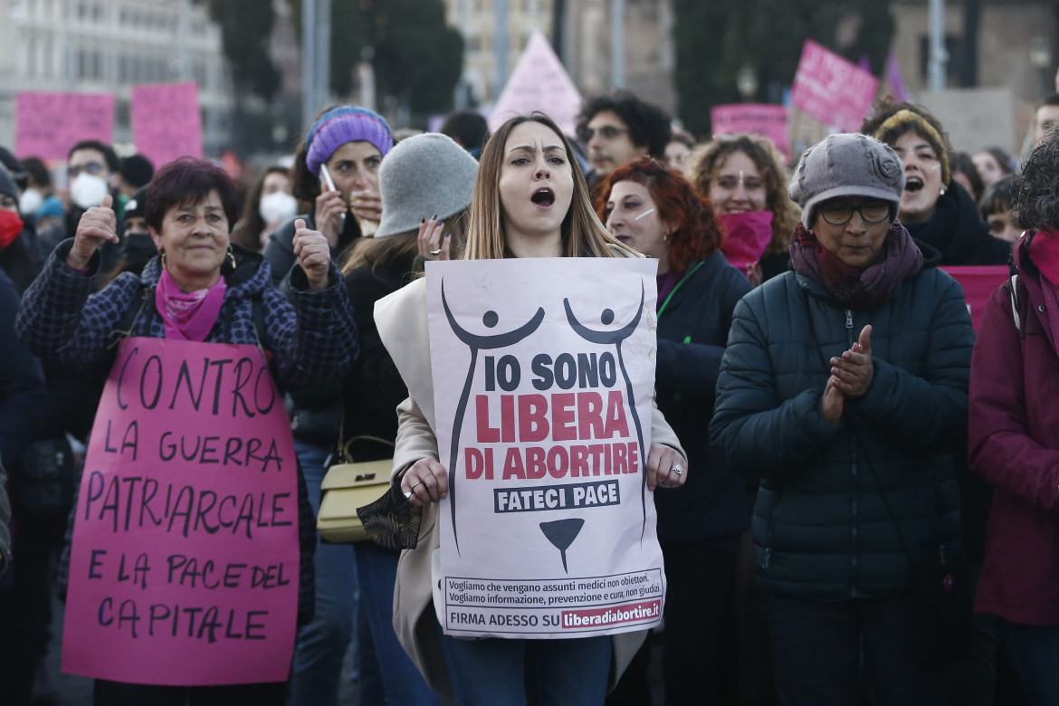 Piemonte, il Tar chiude la stanza anti aborto