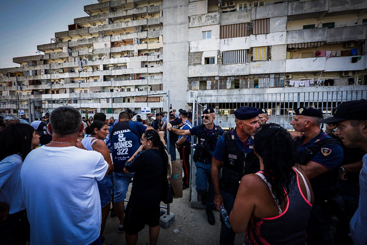 Scampia Il Bilancio Dei Morti Si Aggrava Deceduta La Terza Vittima Del Crollo Il Manifesto