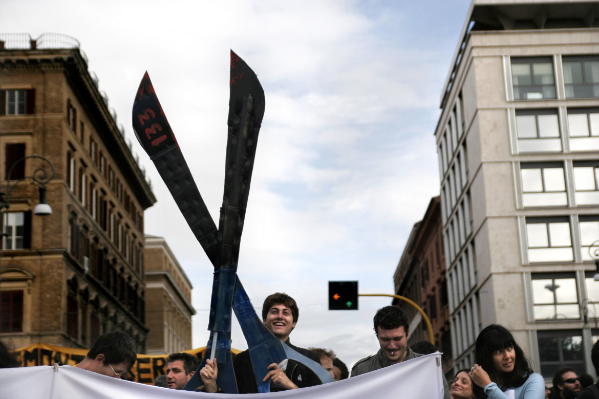 D’Attorre (Pd): «Meloni peggio di Monti sull’austerità: uno tsunami su università e ricerca»