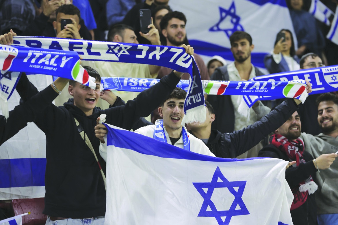 Israele, l'appello della Nazionale di calcio per i bambini ostaggio