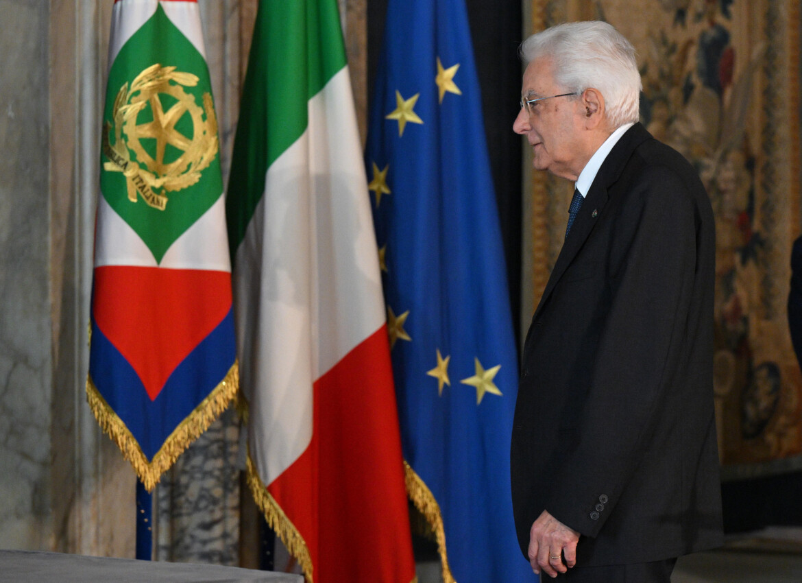 L’altolà di Mattarella: ogni potere resti dentro i suoi limiti