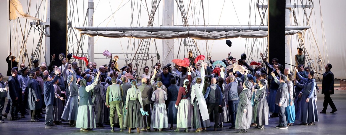 Simon Boccanegra e i ragazzi della compagnia Teatro Patologico