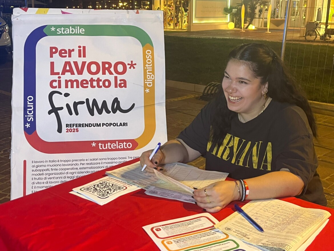 Identificati attivisti Cgil a un banchetto Identificati attivisti Cgil a un banchetto