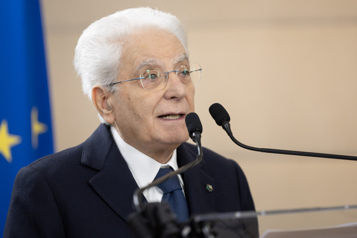 Corti di giustizia e asilo. Da Mattarella lezione di diritto