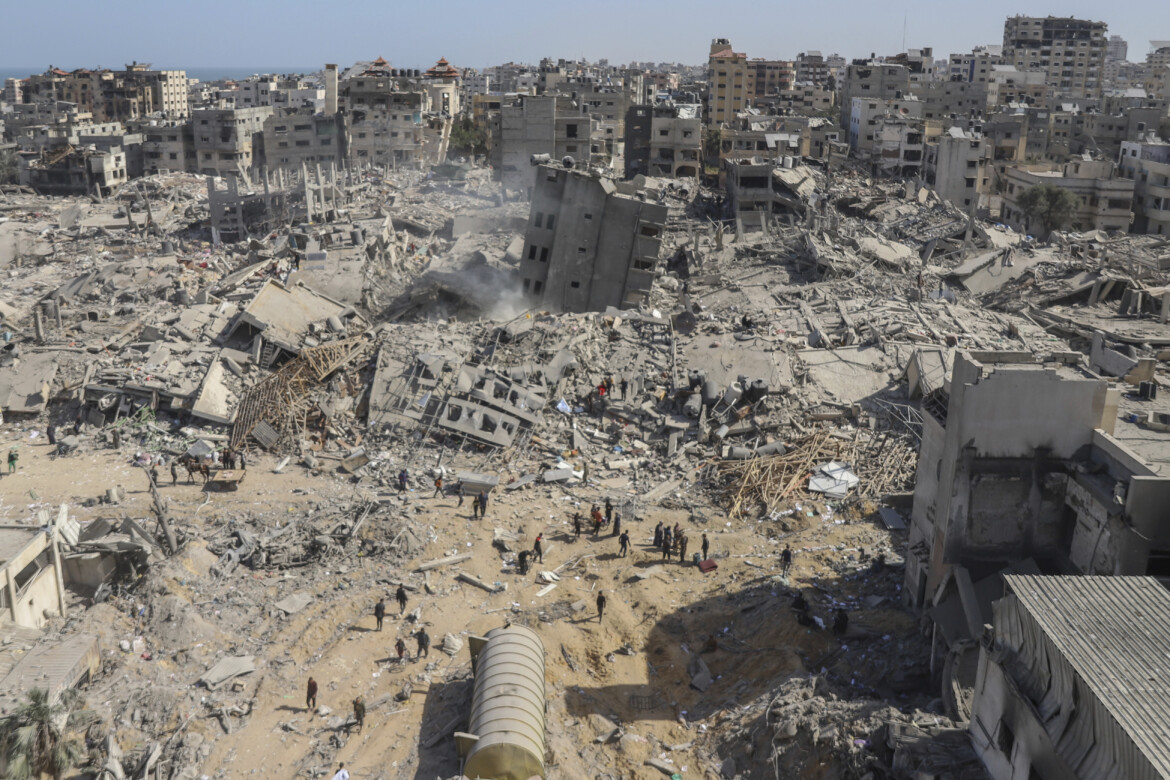 Sopravvivere al genocidio a Gaza City