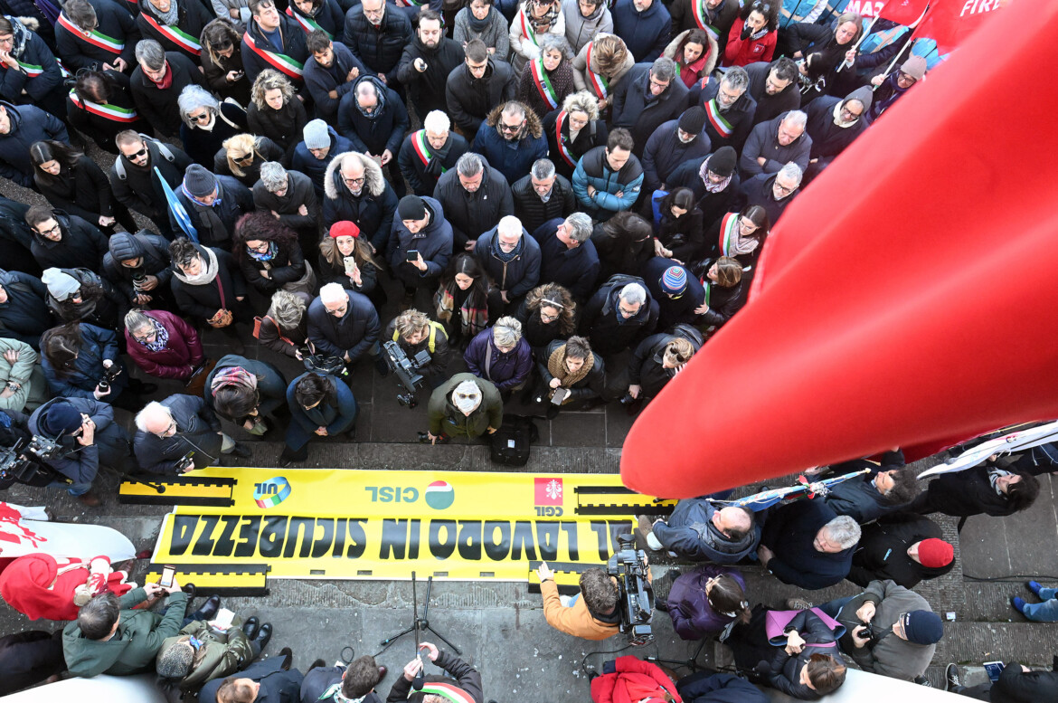 Calenzano, il lutto e la rabbia: “Sicurezza trascurata”