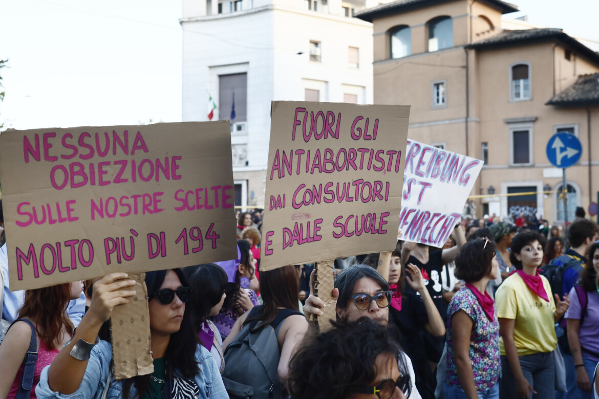 Torino, nell’ospedale tornano gli anti 194 Torino, nell’ospedale tornano gli anti 194