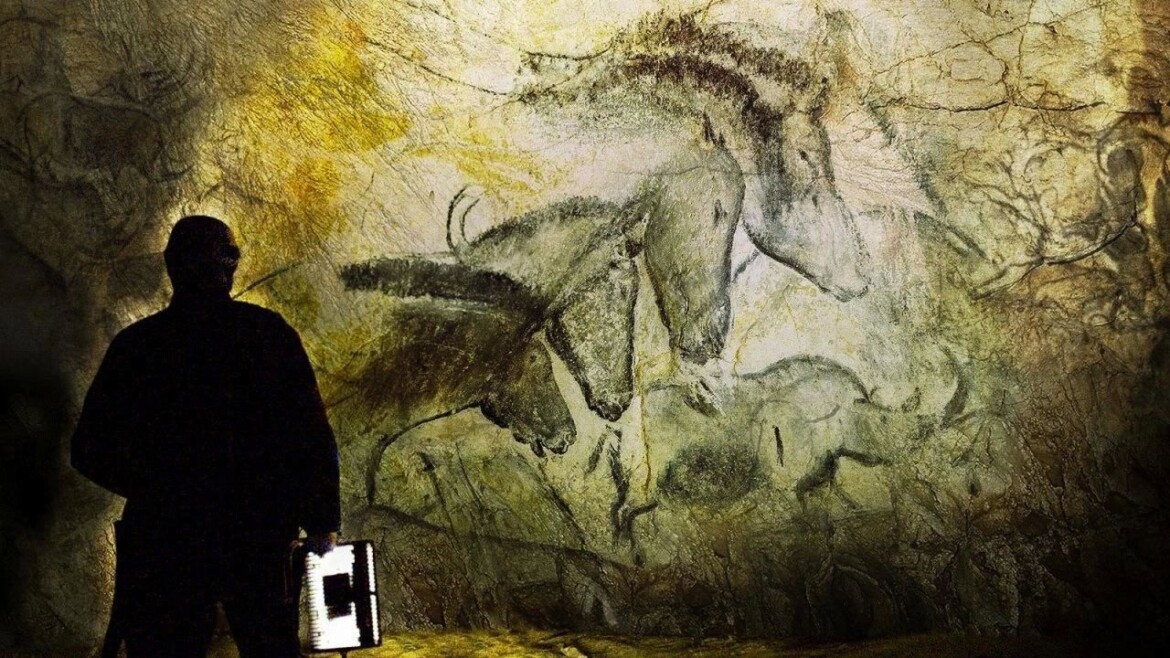 La grotta preistorica, una specie di protocinema