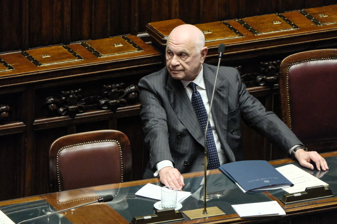 Consulta: sì allo stop dell’abuso d’ufficio Consulta: sì allo stop dell’abuso d’ufficio