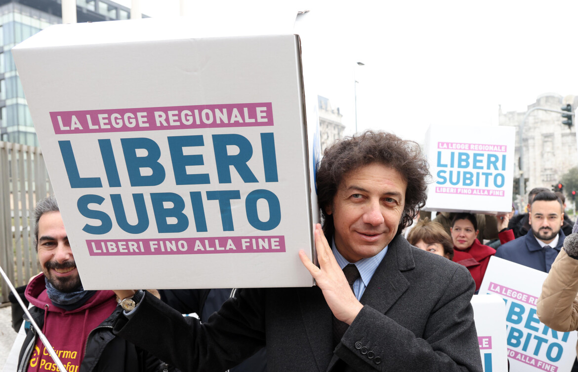 suicidio assistito il senato mette la pietra tombale sulla legge da Cms.ilmanifesto.it suicidio assistito il senato mette la pietra tombale sulla legge