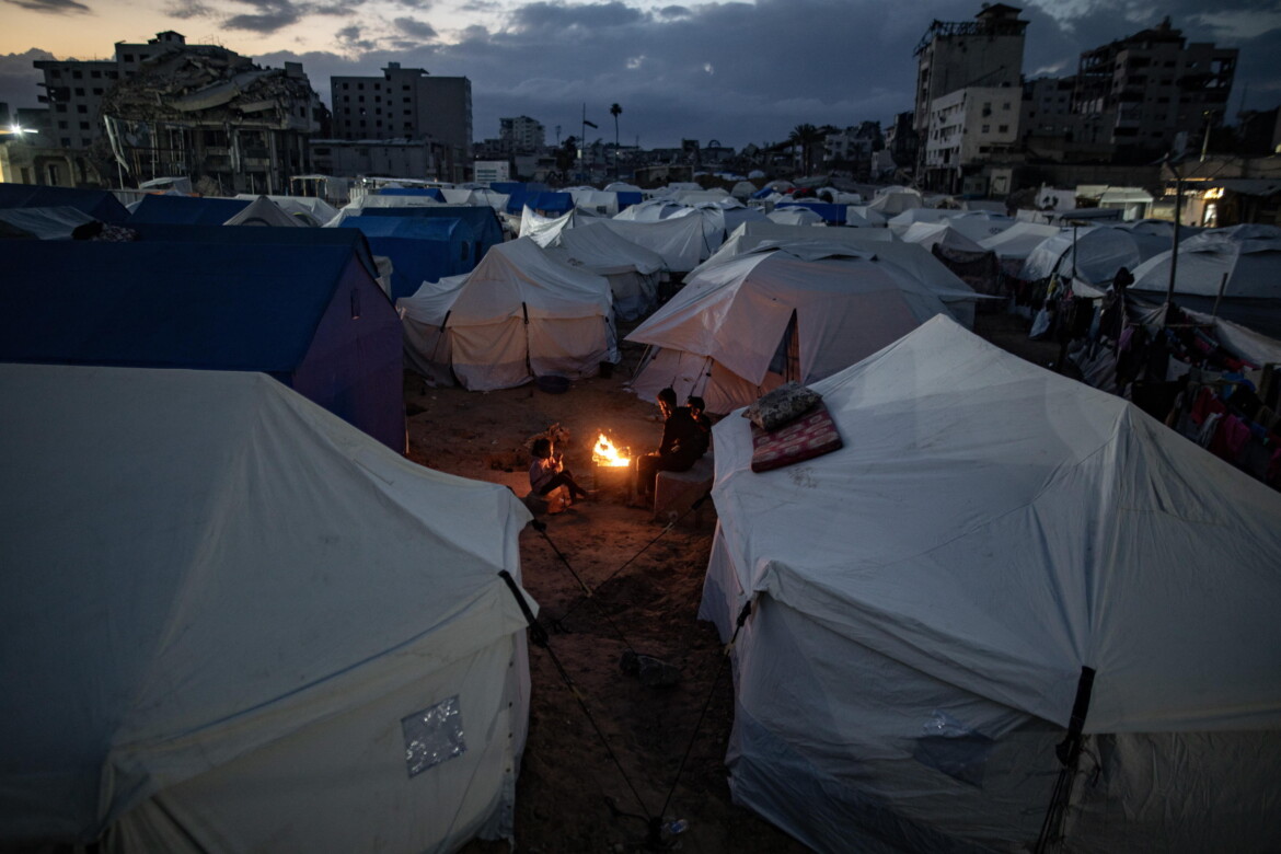 Disperse le proteste anti Bibi. Gaza, 200 bimbi uccisi in 72 ore