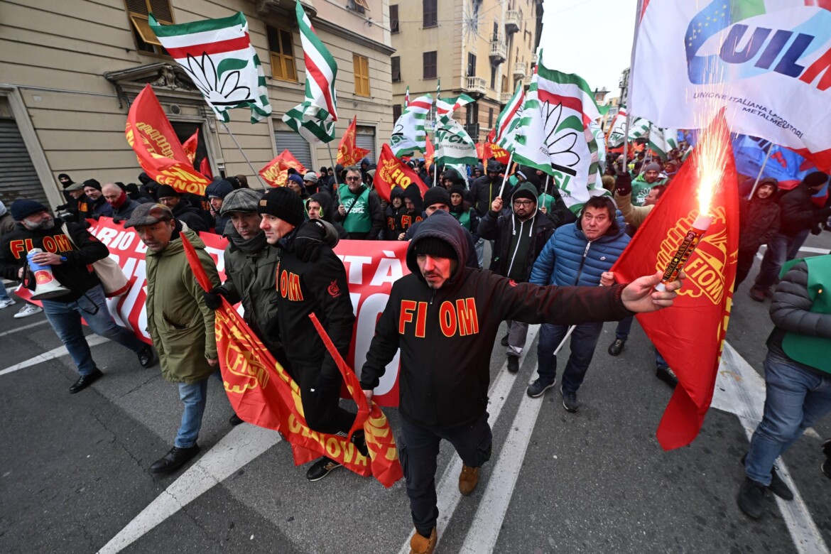Sistema precario: l’unico record è di lavoratori poveri Sistema precario: l’unico record è di lavoratori poveri