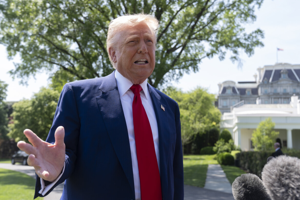 Nessuna paura: arriva il «grande presidente» Trump Nessuna paura: arriva il «grande presidente» Trump