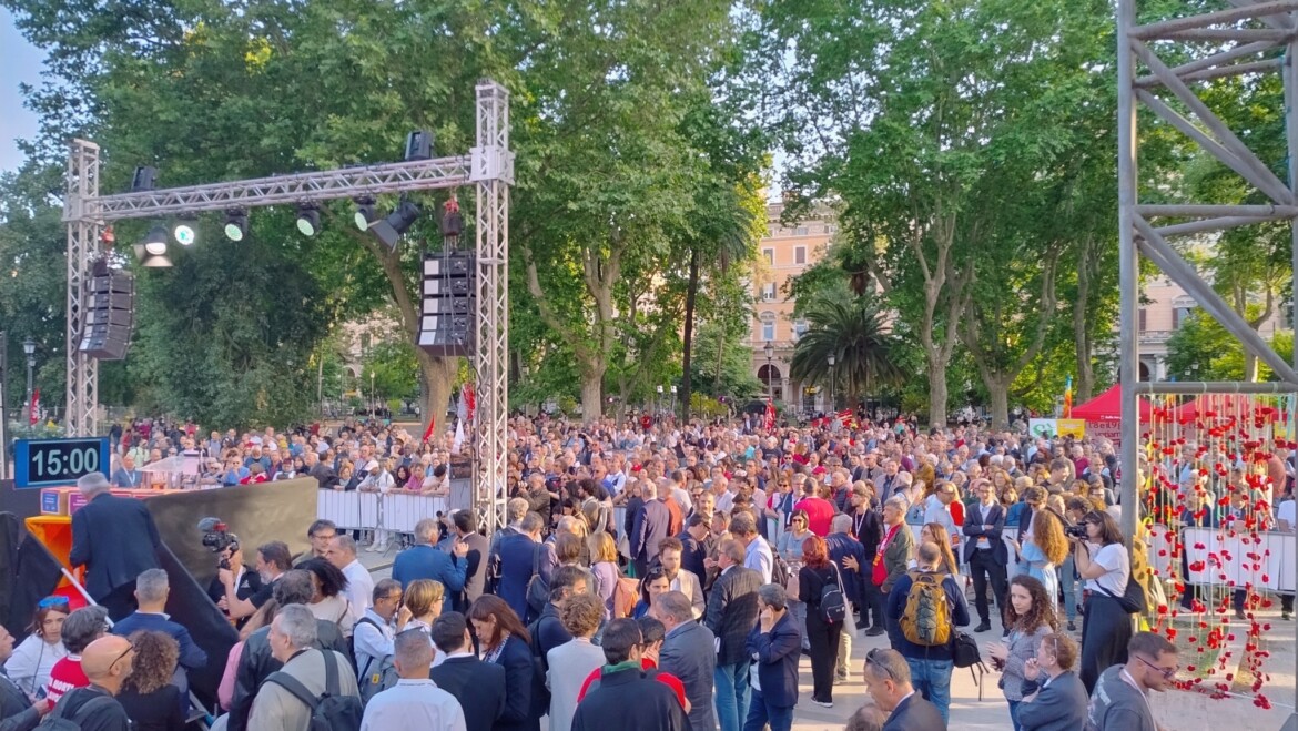 L’alchimia dei pro referendum. Landini: «Il clima è positivo» L’alchimia dei pro referendum. Landini: «Il clima è positivo»
