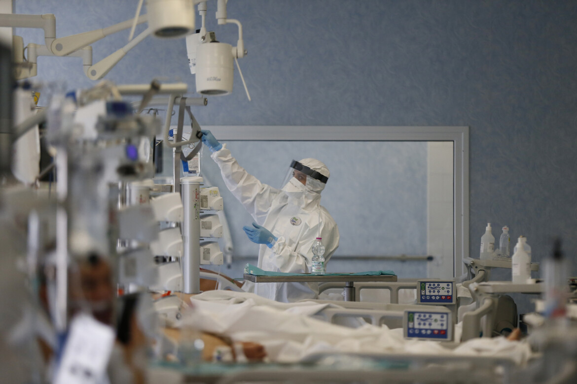 Oms, fronte No vax: l’Italia si astiene sul piano pandemico Oms, fronte No vax: l’Italia si astiene sul piano pandemico