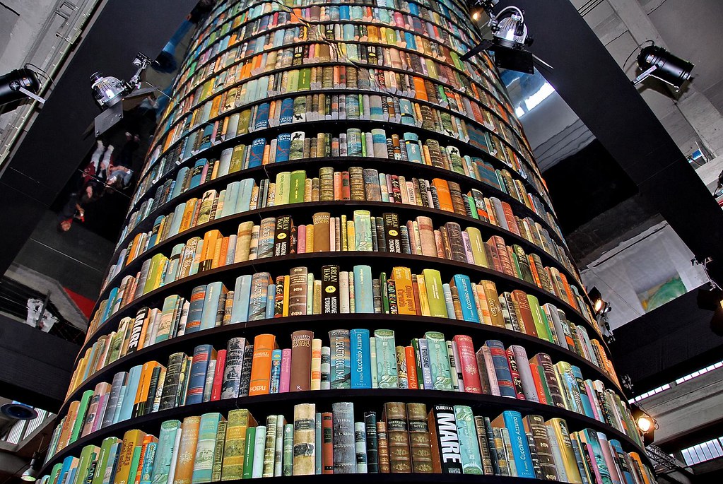 il problematico stand di libraccio al salone da Cms.ilmanifesto.it il problematico stand di libraccio al salone