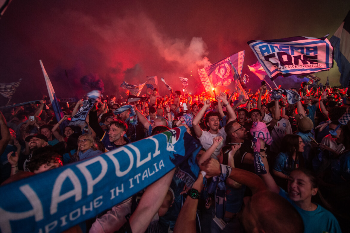 Scudetto azzurro, il film di De Laurentiis Scudetto azzurro, il film di De Laurentiis