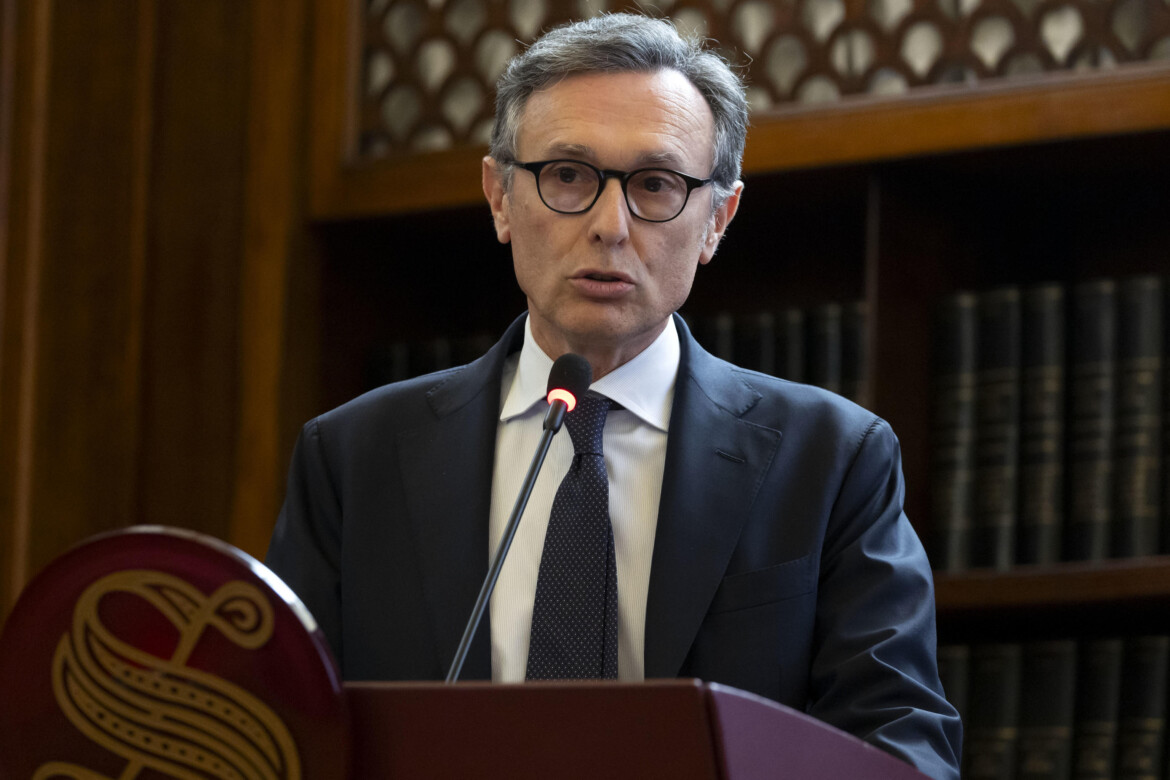 «Dalla destra una forzatura gravissima. Ma la Costituzione non è a loro disposizione» «Dalla destra una forzatura gravissima. Ma la Costituzione non è a loro disposizione»