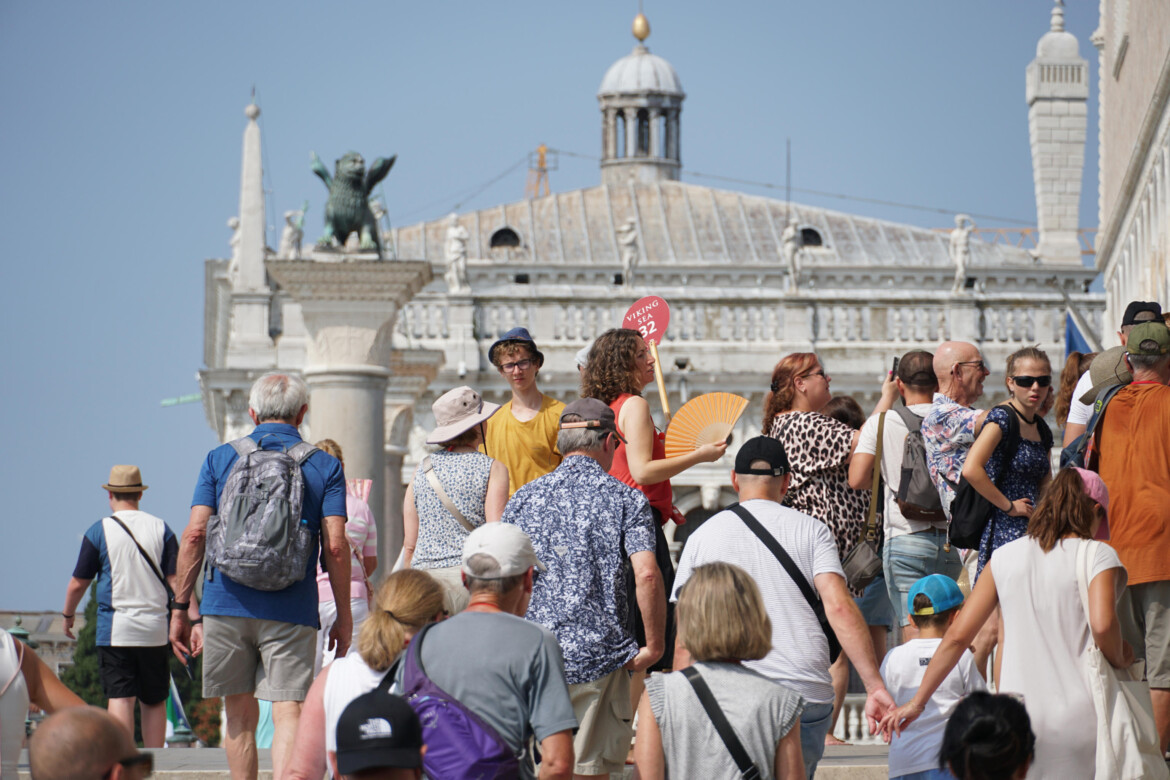 Dove arriva il turismo dopo un po’ non cresce più niente Dove arriva il turismo dopo un po’ non cresce più niente