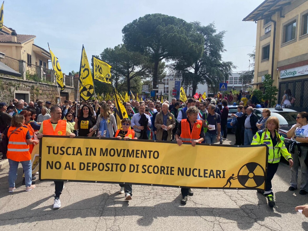 La Tuscia dice no alle scorie nucleari. Una domenica antinucleare a Corchiano La Tuscia dice no alle scorie nucleari. Una domenica antinucleare a Corchiano
