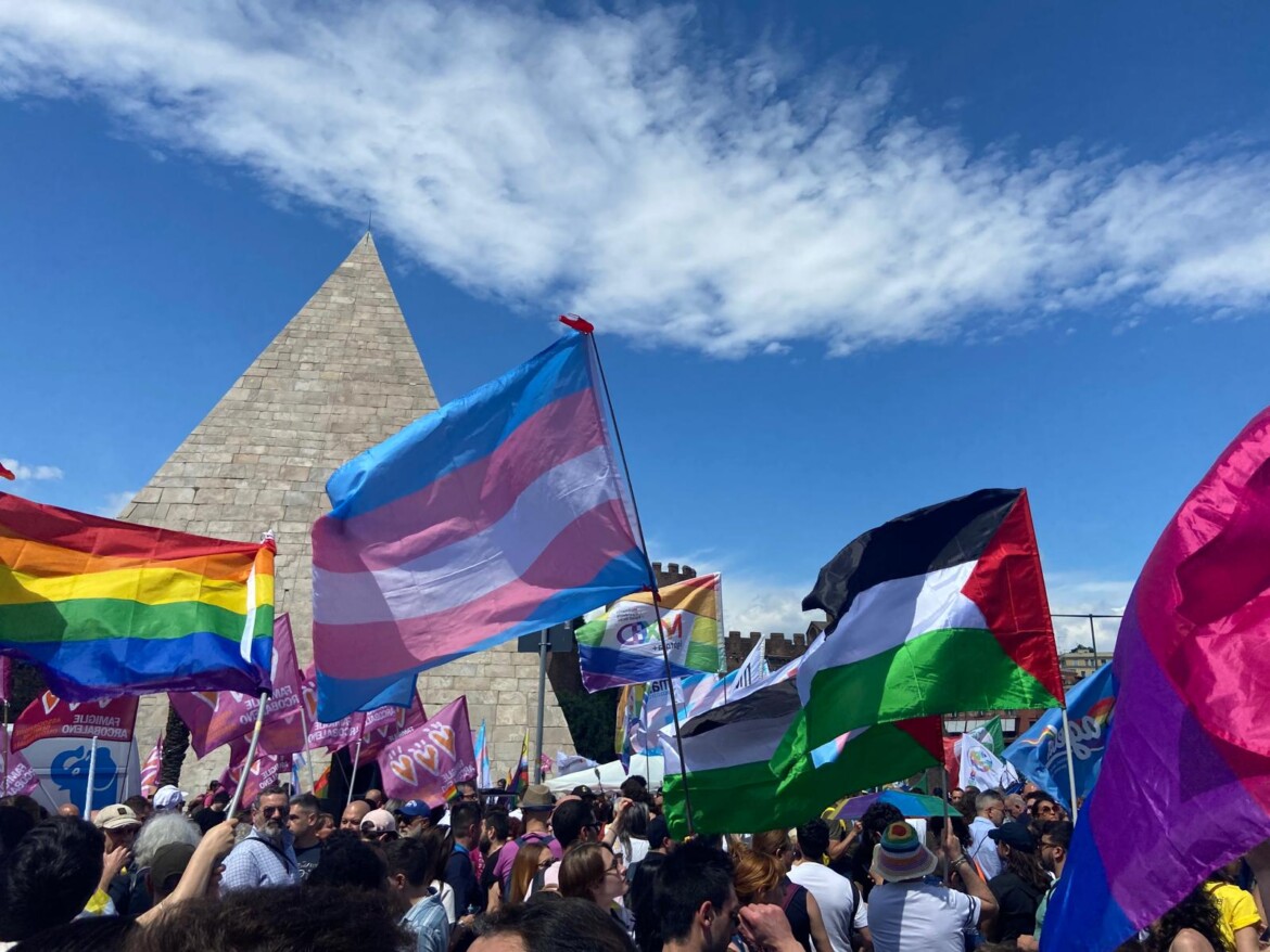 a roma la protesta arcobaleno risponderemo agli attacchi