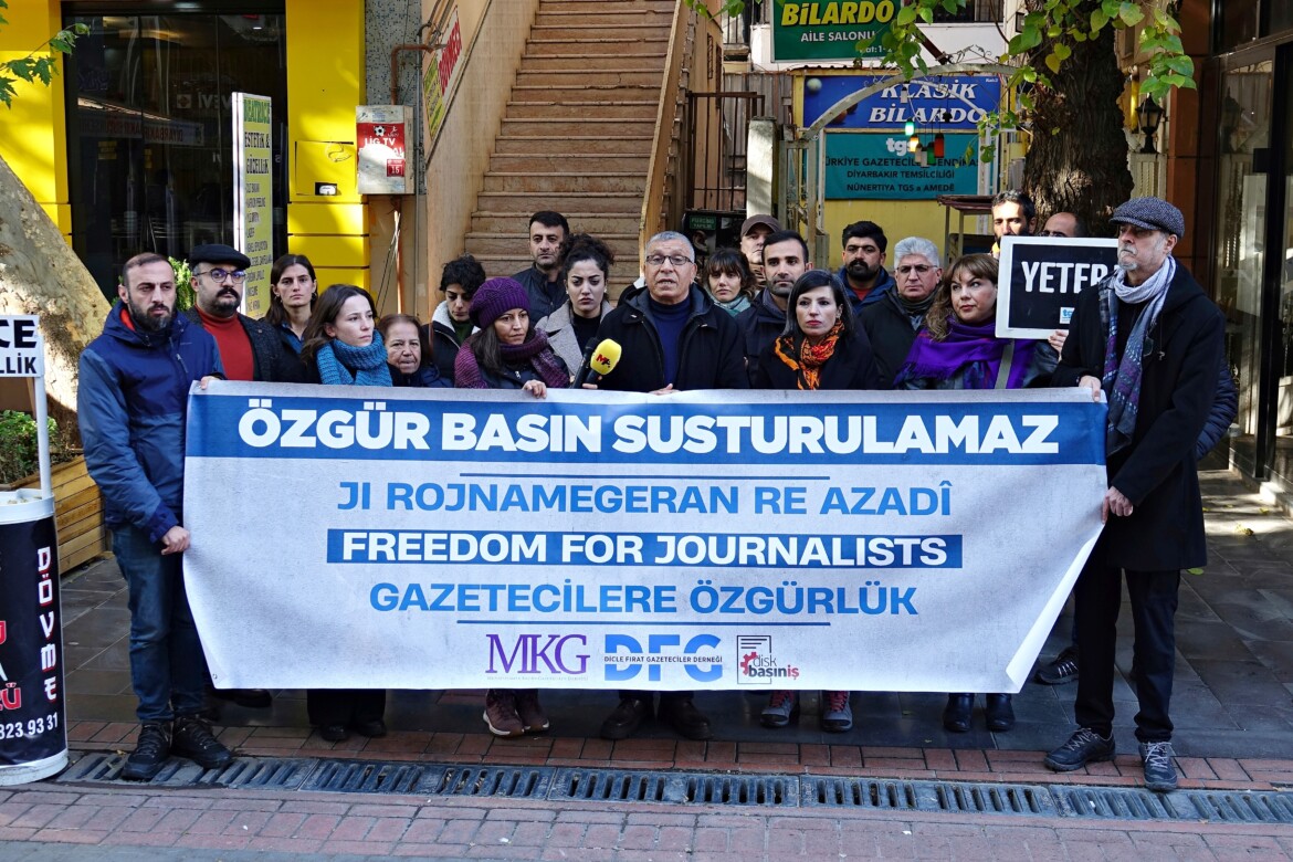 «Da 95 giorni in una cella in Turchia. Il mio crimine: fare il giornalista» «Da 95 giorni in una cella in Turchia. Il mio crimine: fare il giornalista»