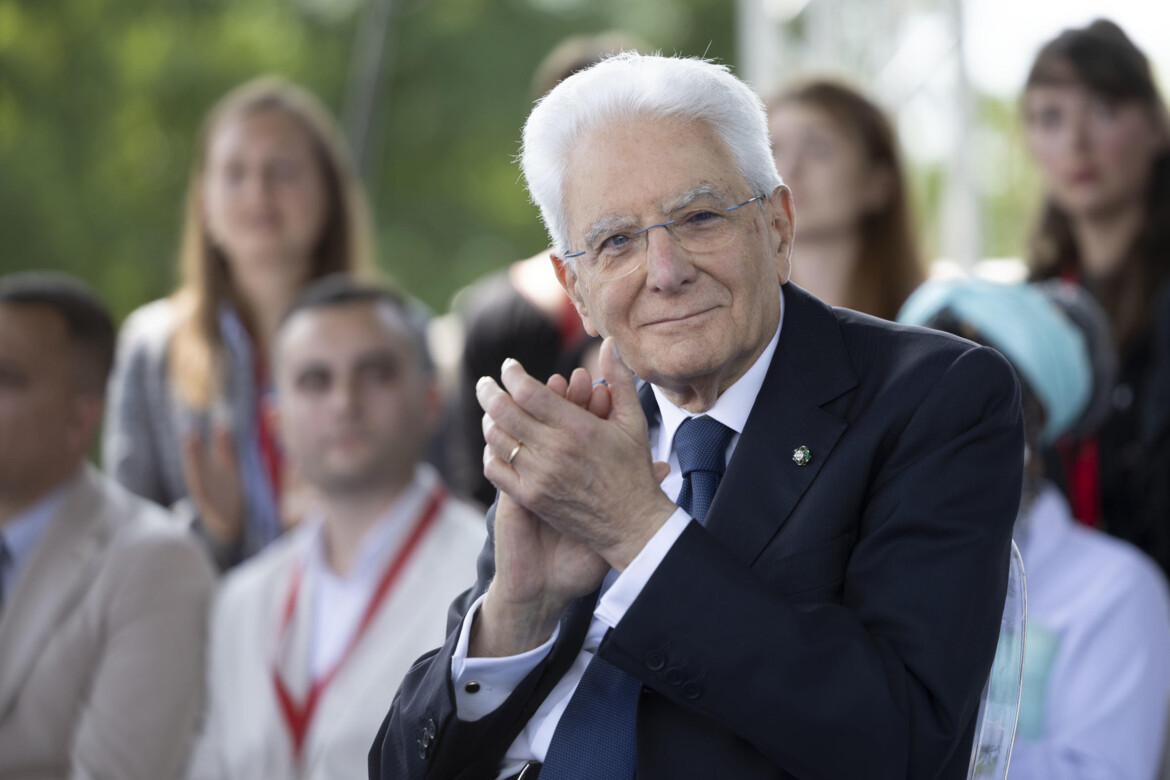 Mattarella: «Uno Stato per i palestinesi» Mattarella: «Uno Stato per i palestinesi»