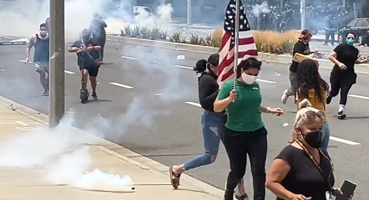 Los Angeles insorge: il video delle proteste