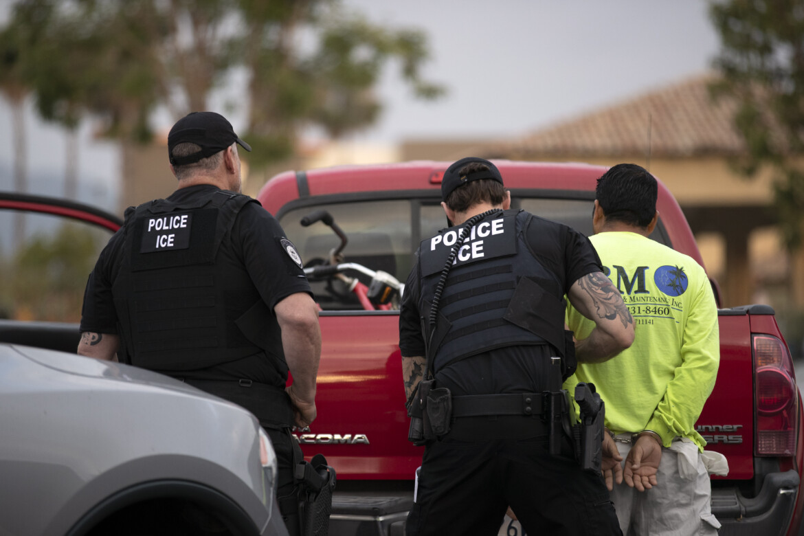 Da Washington al Texas e alla California, la crudele offensiva trumpiana con il filo conduttore dell’immigrazione